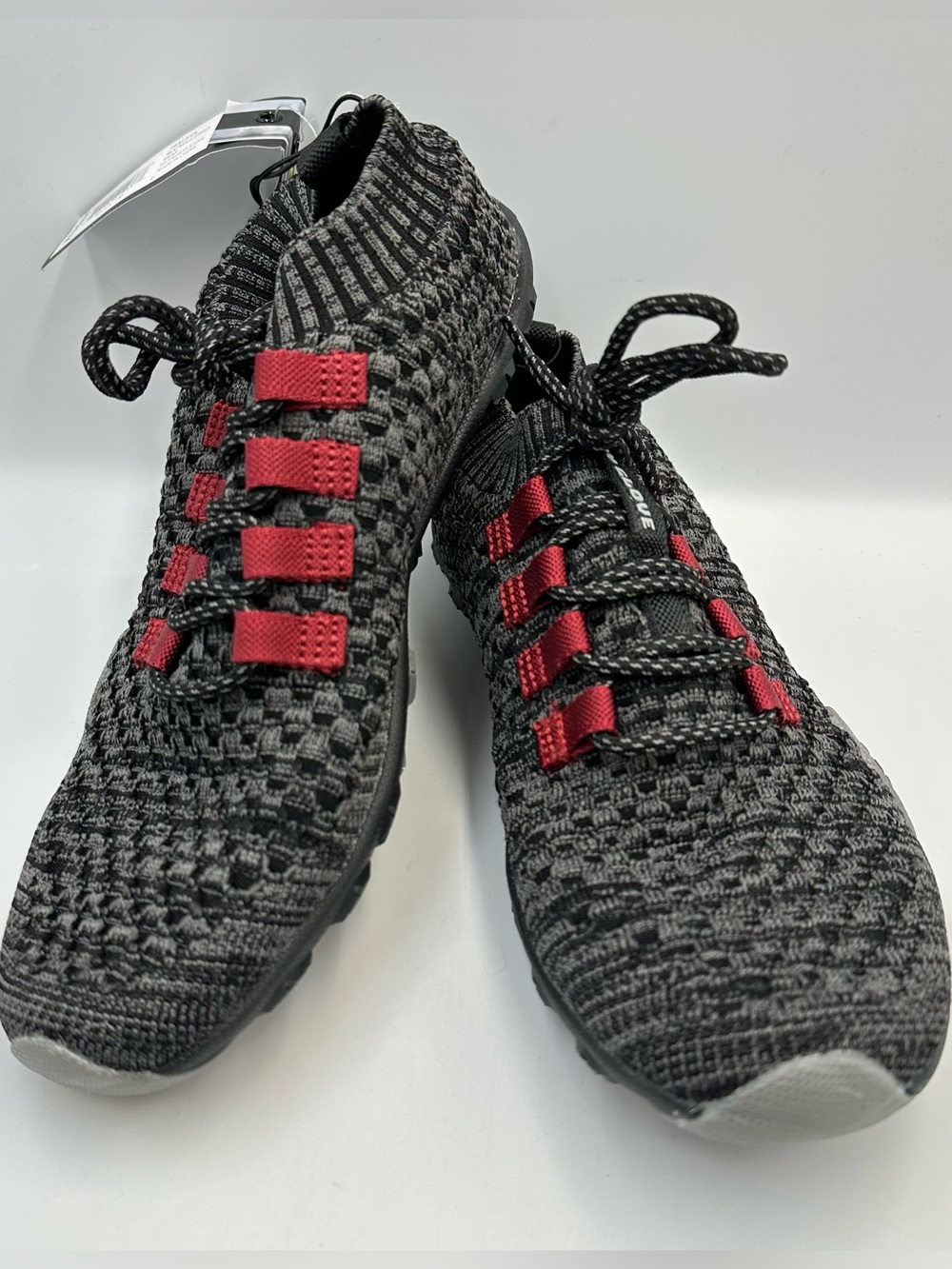 Academy Sports Outdoors Tracker Body Glove Men 7M Water Shoe Hydro Active Series